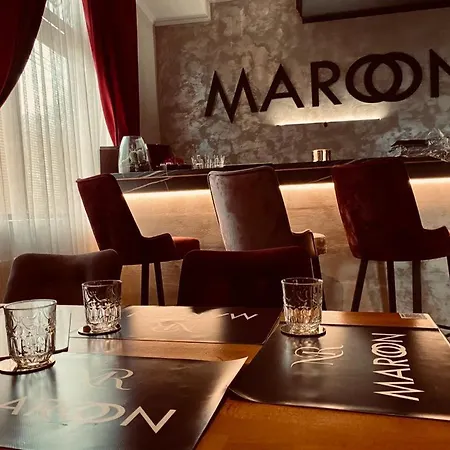 Maroon Гостевой дом